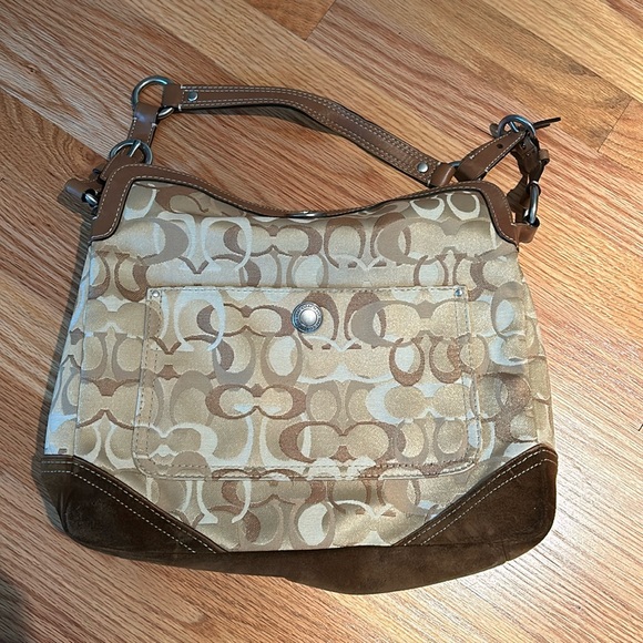 Coach purse - Picture 1 of 3